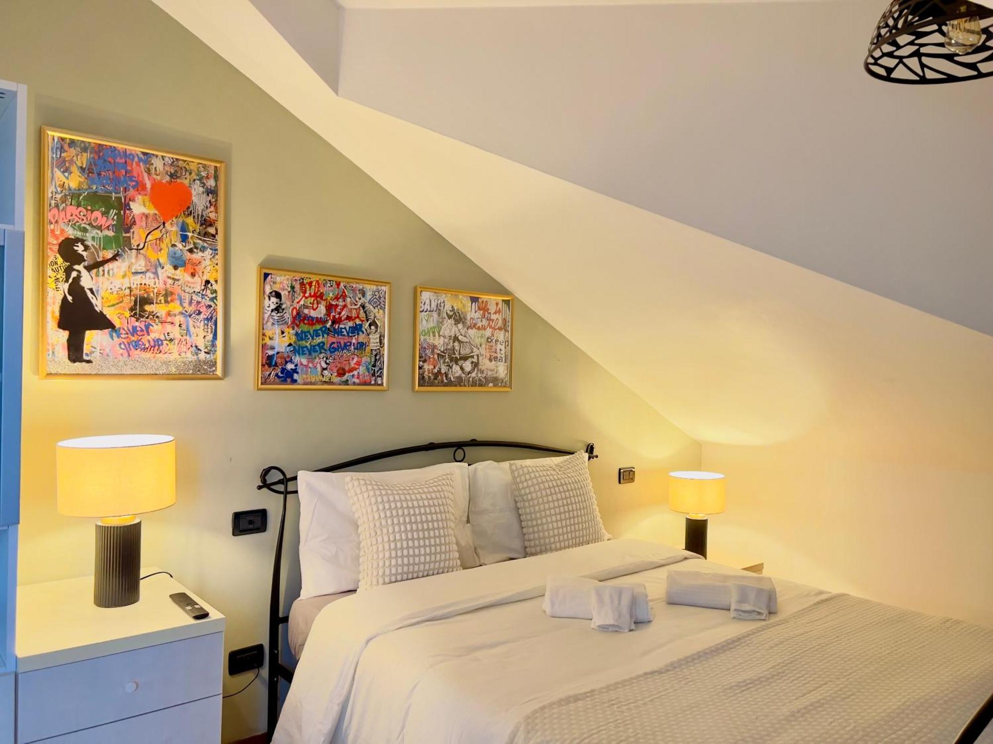 Attic - Intero Apartment *