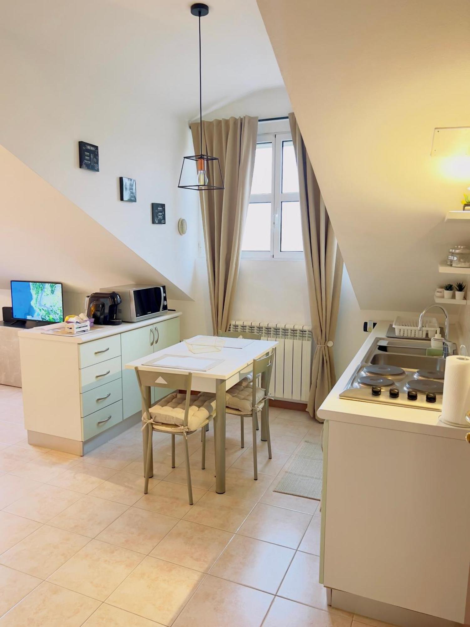 Attic - Intero Apartment *